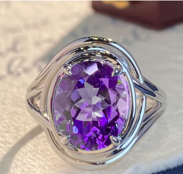 Elegant Amethyst Crystal Ring