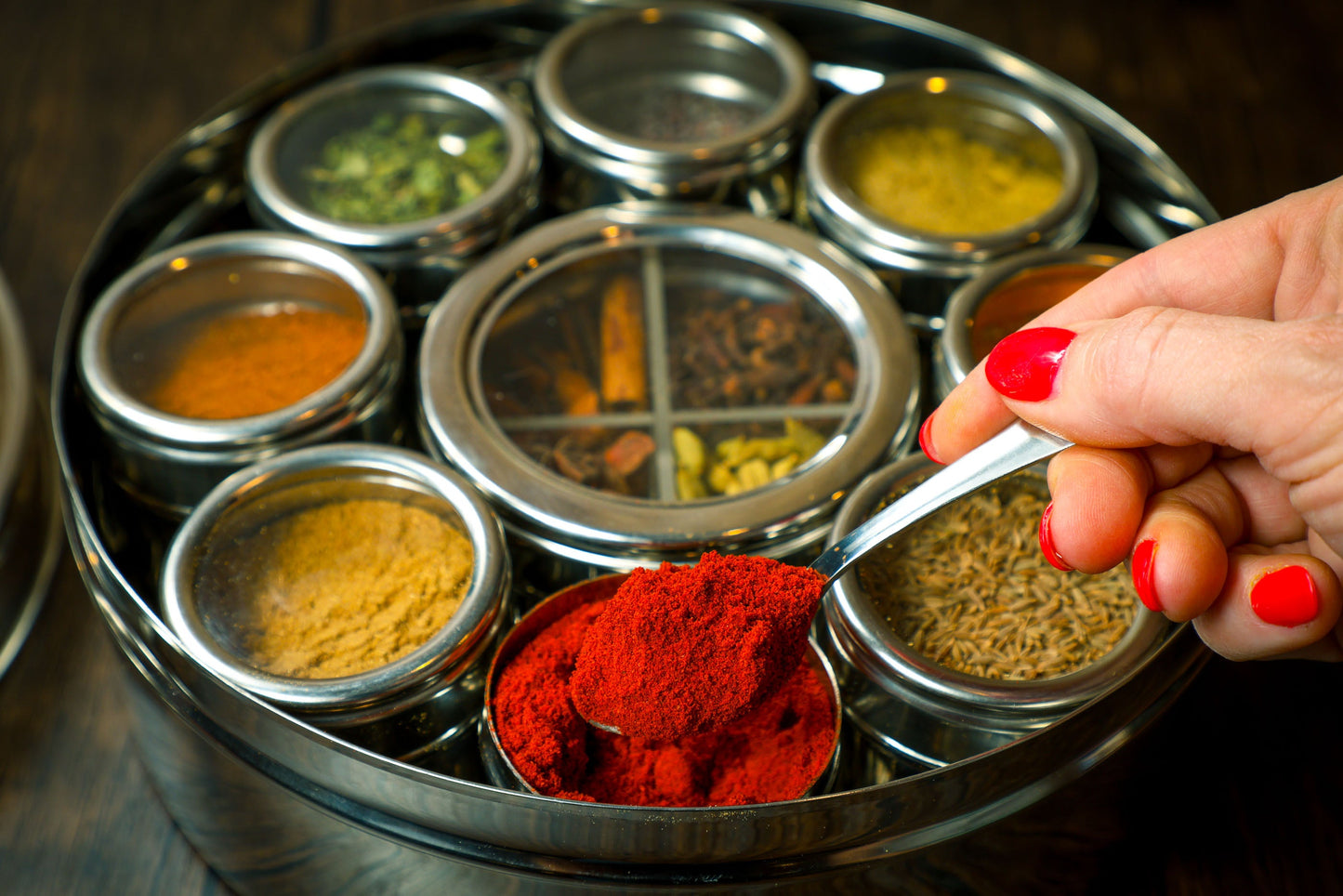 Luxury Rotating Spice Organizer Wheel